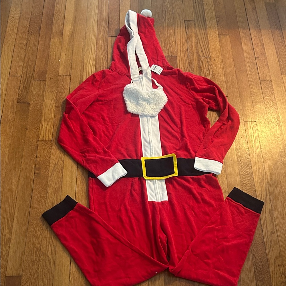 NWT SANTA ONSESIE